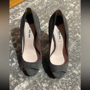 Grey miu miu heels size 37